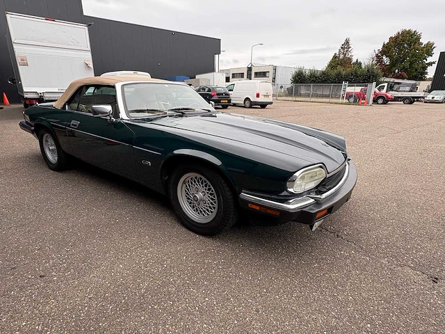 Jaguar - xjs - personenauto - 1993 - afbeelding 3 van  30