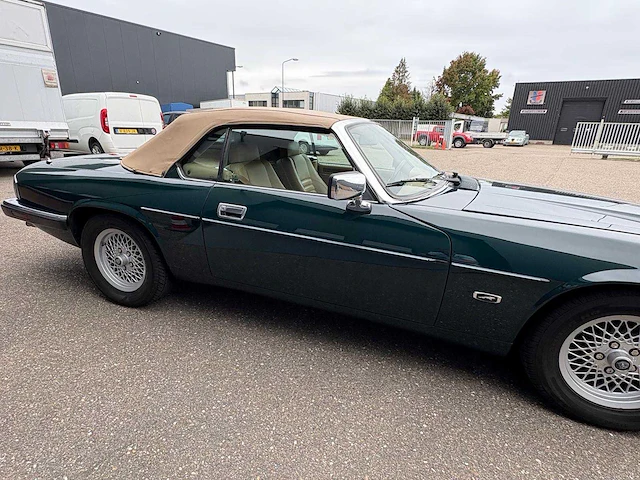 Jaguar - xjs - personenauto - 1993 - afbeelding 4 van  30