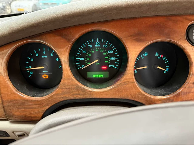 Jaguar - xkr - convertible - personenauto - 2001 - afbeelding 11 van  29