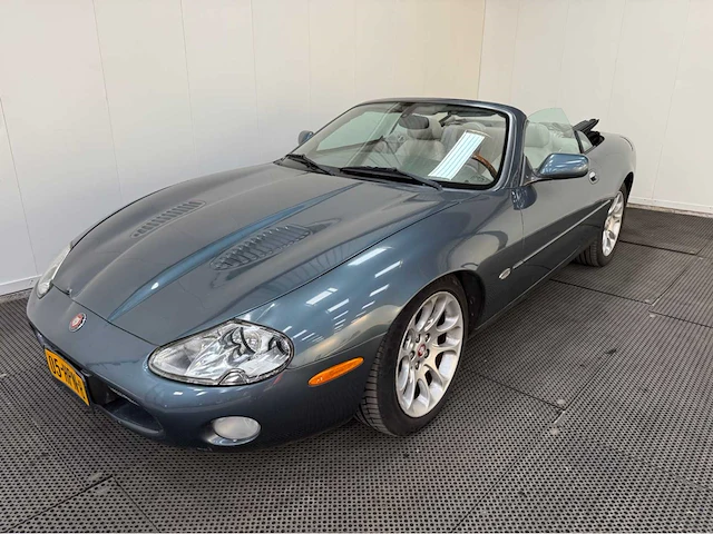 Jaguar - xkr - convertible - personenauto - 2001 - afbeelding 1 van  29