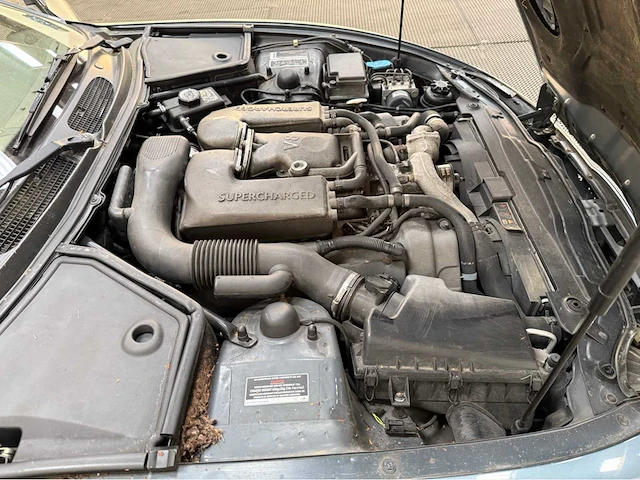 Jaguar - xkr - convertible - personenauto - 2001 - afbeelding 13 van  29