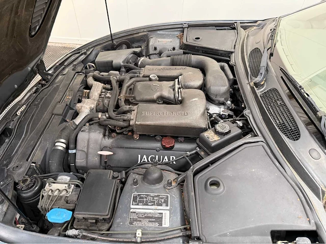 Jaguar - xkr - convertible - personenauto - 2001 - afbeelding 15 van  29