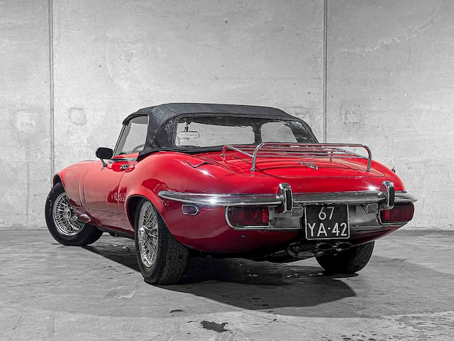 Jaguar e-type convertible series iii 5.3 v12 s3 272pk 1973, 67-ya-42 - afbeelding 10 van  52