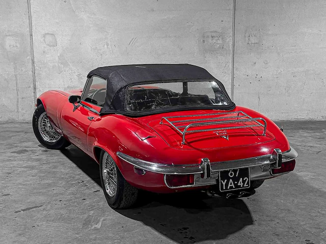 Jaguar e-type convertible series iii 5.3 v12 s3 272pk 1973, 67-ya-42 - afbeelding 13 van  52