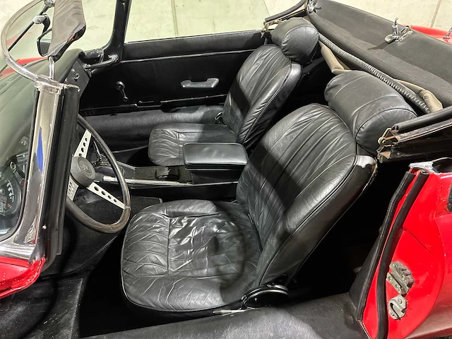 Jaguar e-type convertible series iii 5.3 v12 s3 272pk 1973, 67-ya-42 - afbeelding 37 van  52