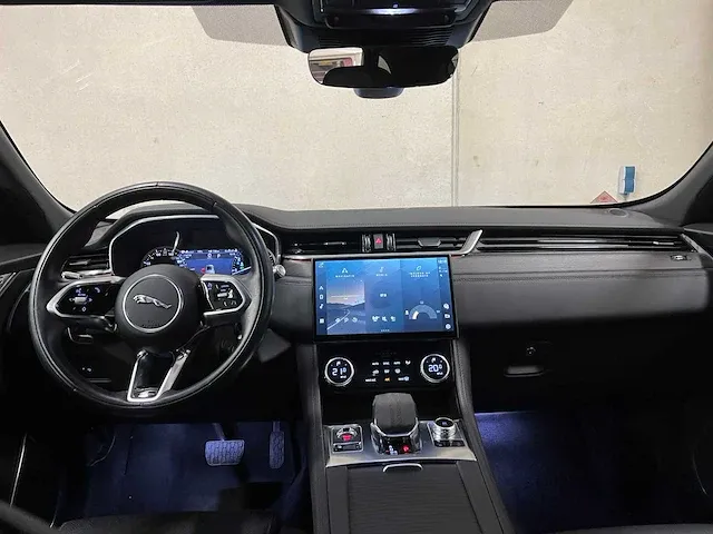Jaguar f-pace 2.0 p250 r-dynamic s 250pk 2021 -facelift-, p-100-zg - afbeelding 25 van  64