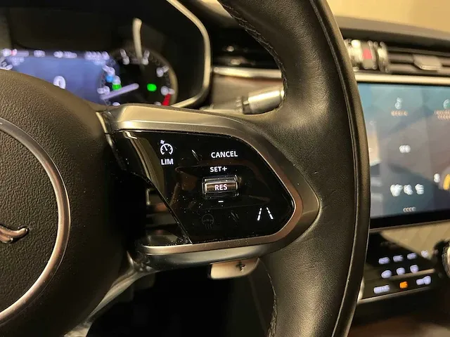 Jaguar f-pace 2.0 p250 r-dynamic s 250pk 2021 -facelift-, p-100-zg - afbeelding 27 van  64
