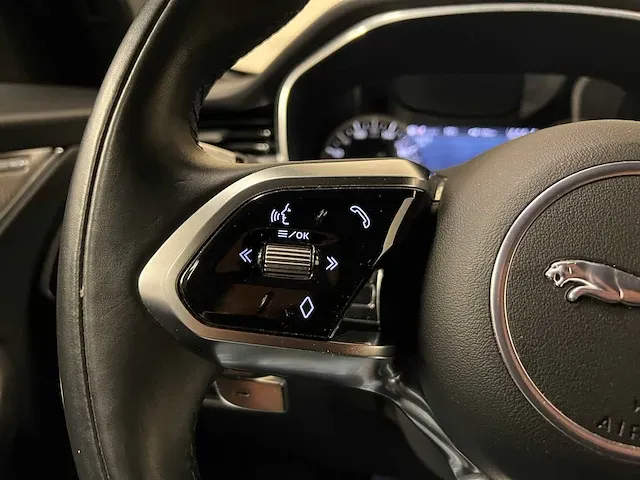 Jaguar f-pace 2.0 p250 r-dynamic s 250pk 2021 -facelift-, p-100-zg - afbeelding 28 van  64