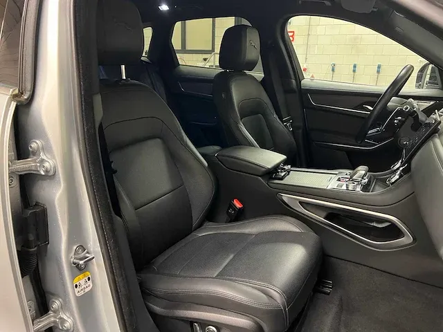 Jaguar f-pace 2.0 p250 r-dynamic s 250pk 2021 -facelift-, p-100-zg - afbeelding 51 van  64