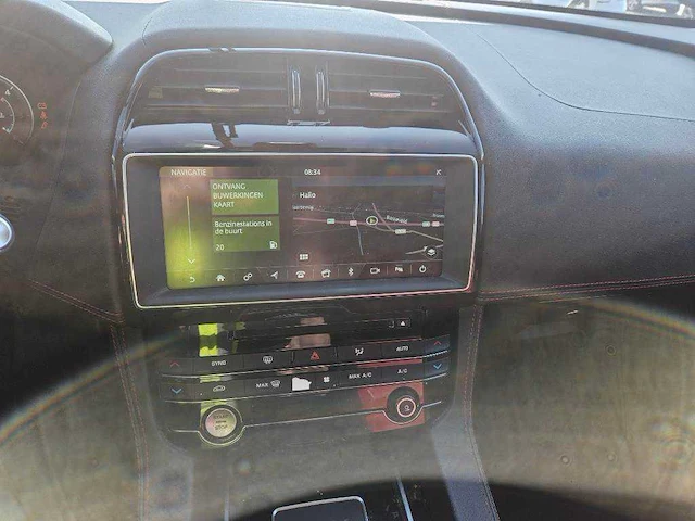 Jaguar f-pace 2.0 portf. awd 20d , ; kh-025-k peter naar kijken !!!!!! - afbeelding 7 van  19
