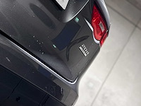 Jaguar f-pace 2.0 portfolio awd 20d 179pk 2017, nl-229-d - afbeelding 10 van  46