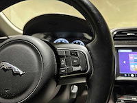 Jaguar f-pace 2.0 portfolio awd 20d 179pk 2017, nl-229-d - afbeelding 18 van  46