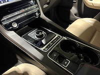 Jaguar f-pace 2.0 portfolio awd 20d 179pk 2017, nl-229-d - afbeelding 22 van  46