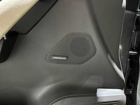 Jaguar f-pace 2.0 portfolio awd 20d 179pk 2017, nl-229-d - afbeelding 28 van  46