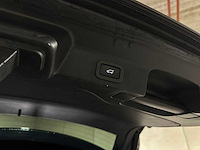 Jaguar f-pace 2.0 portfolio awd 20d 179pk 2017, nl-229-d - afbeelding 33 van  46