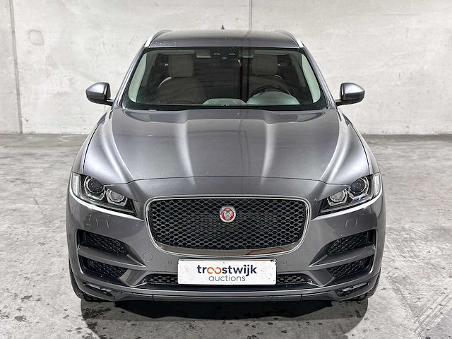 Jaguar f-pace 2.0 portfolio awd 20d 179pk 2017, nl-229-d - afbeelding 44 van  46
