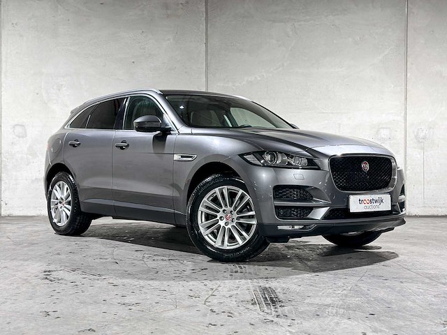 Jaguar f-pace 2.0 portfolio awd 20d 179pk 2017, nl-229-d - afbeelding 45 van  46