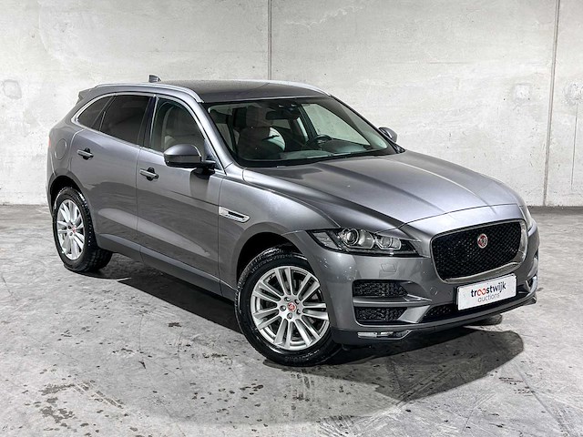 Jaguar f-pace 2.0 portfolio awd 20d 179pk 2017, nl-229-d - afbeelding 46 van  46