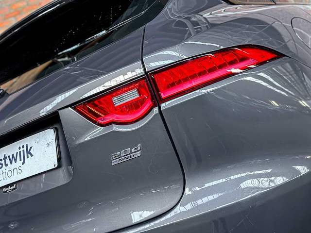 Jaguar f-pace 2.0 portfolio awd 20d 2016 (origineel nederlands) - afbeelding 5 van  63