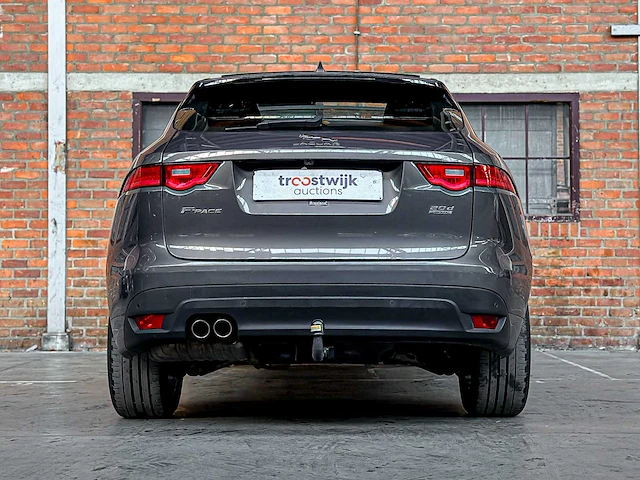 Jaguar f-pace 2.0 portfolio awd 20d 2016 (origineel nederlands) - afbeelding 8 van  63