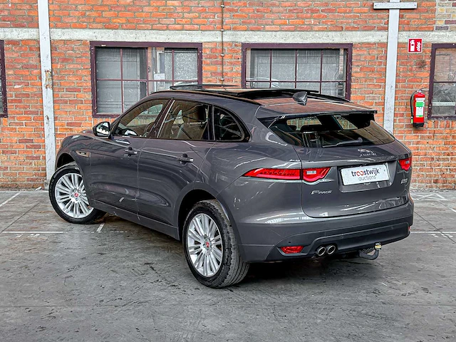 Jaguar f-pace 2.0 portfolio awd 20d 2016 (origineel nederlands) - afbeelding 11 van  63