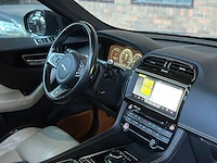 Jaguar f-pace 2.0 portfolio awd 20d 2016 (origineel nederlands) - afbeelding 57 van  63