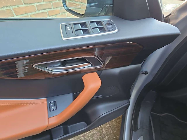 Jaguar f-pace 2.0 portfolio awd 20d | nd-391-g - afbeelding 26 van  27