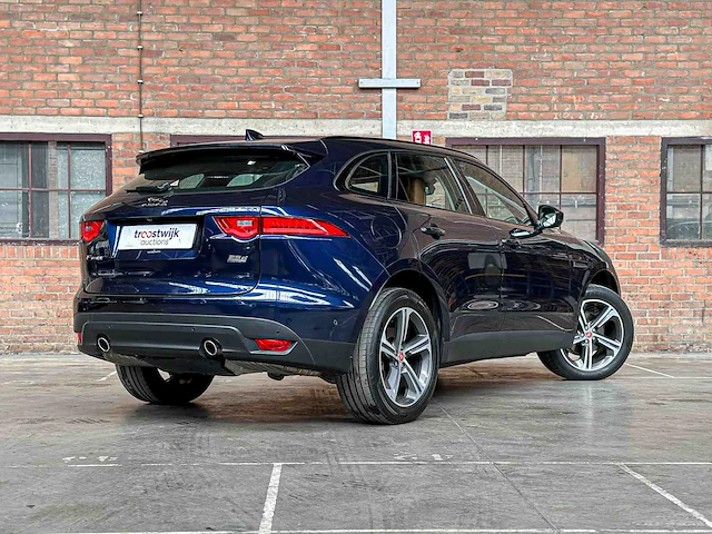 Jaguar f-pace 2.0 portfolio awd 25d 241pk 2017, sv-524-b - afbeelding 3 van  47
