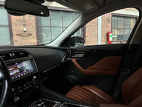 Jaguar f-pace 2.0 portfolio awd 25d 241pk 2017, sv-524-b - afbeelding 14 van  47