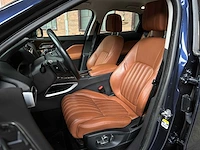 Jaguar f-pace 2.0 portfolio awd 25d 241pk 2017, sv-524-b - afbeelding 36 van  47