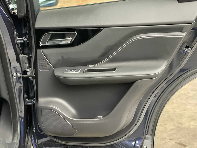 Jaguar f-pace 2.0t awd r-sport pure 250pk 2020, h-258-bd - afbeelding 30 van  50