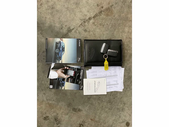 Jaguar f-pace 2.0t awd r-sport pure 250pk 2020, h-258-bd - afbeelding 46 van  50