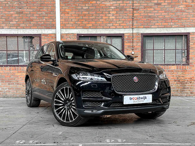 Jaguar f-pace 3.0 portfolio awd 30d 300pk 2016, jv-016-s - afbeelding 44 van  46