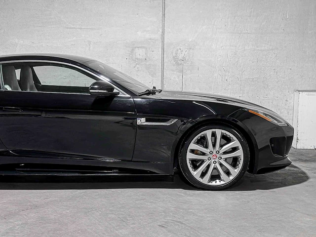 Jaguar f-type 3.0 v6 s awd 381pk 2017 - afbeelding 3 van  48