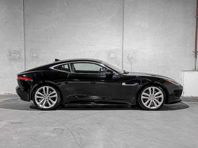 Jaguar f-type 3.0 v6 s awd 381pk 2017 - afbeelding 41 van  43