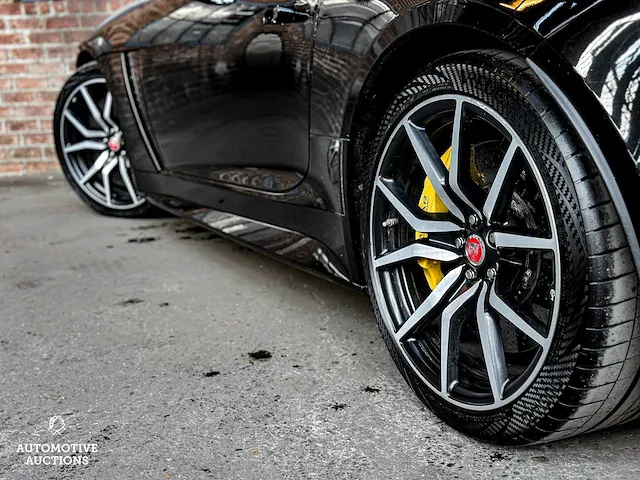 Jaguar f-type svr 5.0 v8 coupé awd black-edition 575pk 2018, n-982-jf - afbeelding 30 van  75