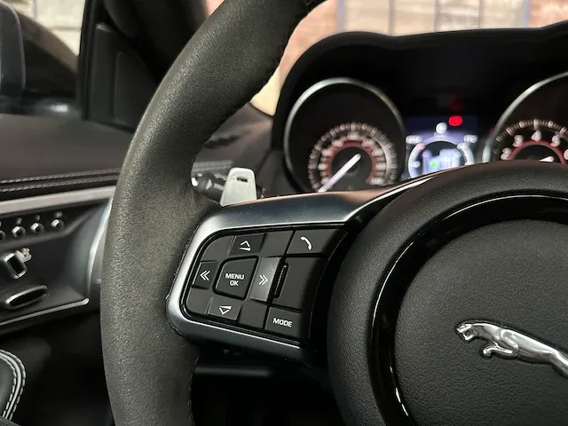 Jaguar f-type svr 5.0 v8 coupé awd black-edition 575pk 2018, n-982-jf - afbeelding 42 van  75