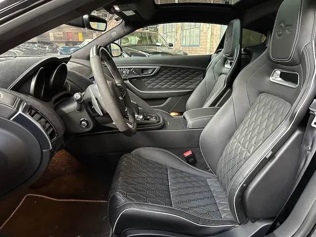 Jaguar f-type svr 5.0 v8 coupé awd black-edition 575pk 2018, n-982-jf - afbeelding 63 van  75
