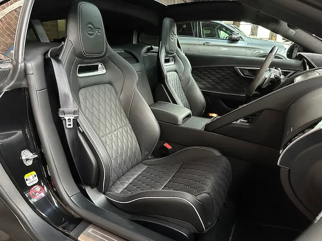 Jaguar f-type svr 5.0 v8 coupé awd black-edition 575pk 2018, n-982-jf - afbeelding 65 van  75