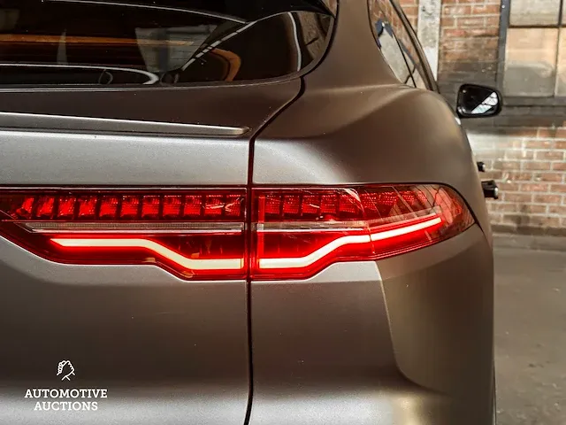 Jaguar i-pace ev400 business edition s 90 kwh 400pk 2019 -orig. nl-, h-227-bd - afbeelding 11 van  56