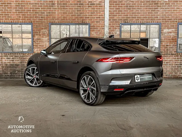 Jaguar i-pace ev400 business edition s 90 kwh 400pk 2019 -orig. nl-, h-227-bd - afbeelding 13 van  56