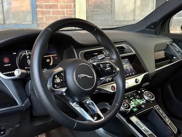 Jaguar i-pace ev400 business edition s 90 kwh 400pk 2019 -orig. nl-, h-227-bd - afbeelding 17 van  56