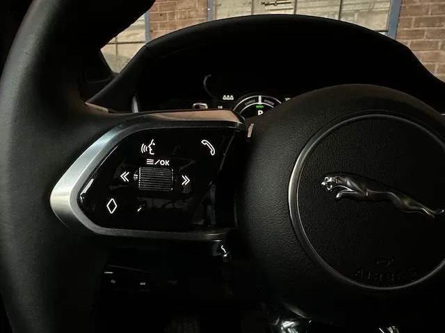 Jaguar i-pace ev400 business edition s 90 kwh 400pk 2019 -orig. nl-, h-227-bd - afbeelding 22 van  56