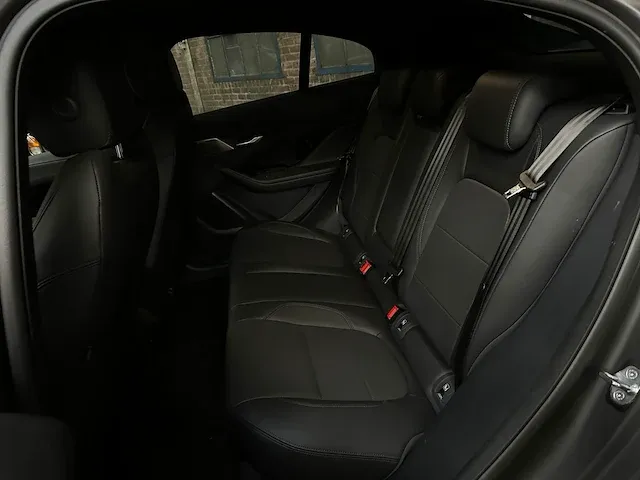 Jaguar i-pace ev400 business edition s 90 kwh 400pk 2019 -orig. nl-, h-227-bd - afbeelding 47 van  56