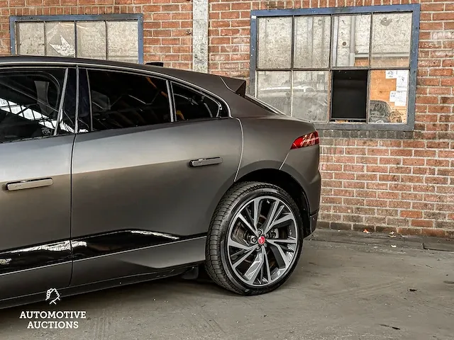 Jaguar i-pace ev400 business edition s 90 kwh 400pk 2019 -orig. nl-, h-227-bd - afbeelding 45 van  56