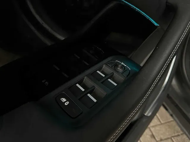 Jaguar i-pace ev400 hse 90 kwh 400pk 2019 orig-nl, zg-437-l - afbeelding 30 van  54
