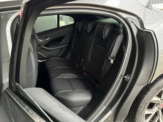 Jaguar i-pace ev400 hse 90 kwh 400pk 2019 orig-nl, zg-437-l - afbeelding 44 van  54