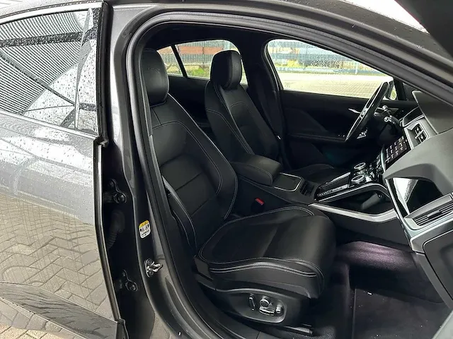 Jaguar i-pace ev400 hse 90 kwh 400pk 2019 orig-nl, zg-437-l - afbeelding 46 van  54