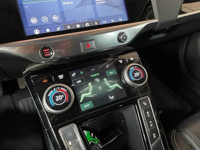 Jaguar i-pace ev400 s 90 kwh 400pk 2018 orig-nl, xg-623-g - afbeelding 29 van  58