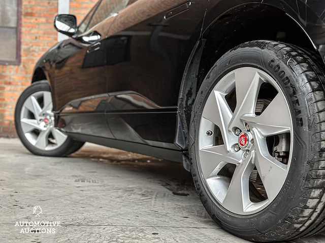 Jaguar i-pace ev400 s 90 kwh 400pk 2018 (origineel-nl + 1e eigenaar), xf-397-s - afbeelding 18 van  37